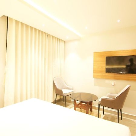 Hotel Dc Star 加尔各答 外观 照片